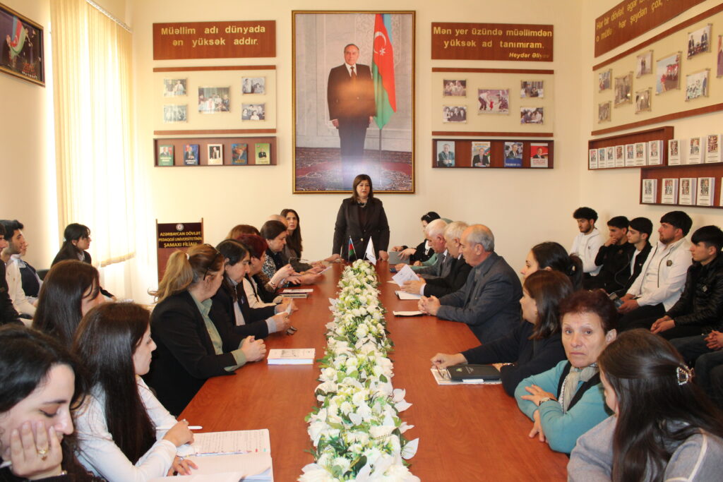 ADPU-nun Şamaxı filialında 27 Mart  Elm Gününə həsr olunmuş “Elmlə yüksələn gələcək” adlı tədbir keçirilib.