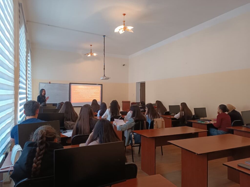 Dil-ədəbiyyat və onların tədrisi texnologiyası kafedrasının müəllimi Hüseynova Türkan tərəfindən MİQ təlimi keçirilib.