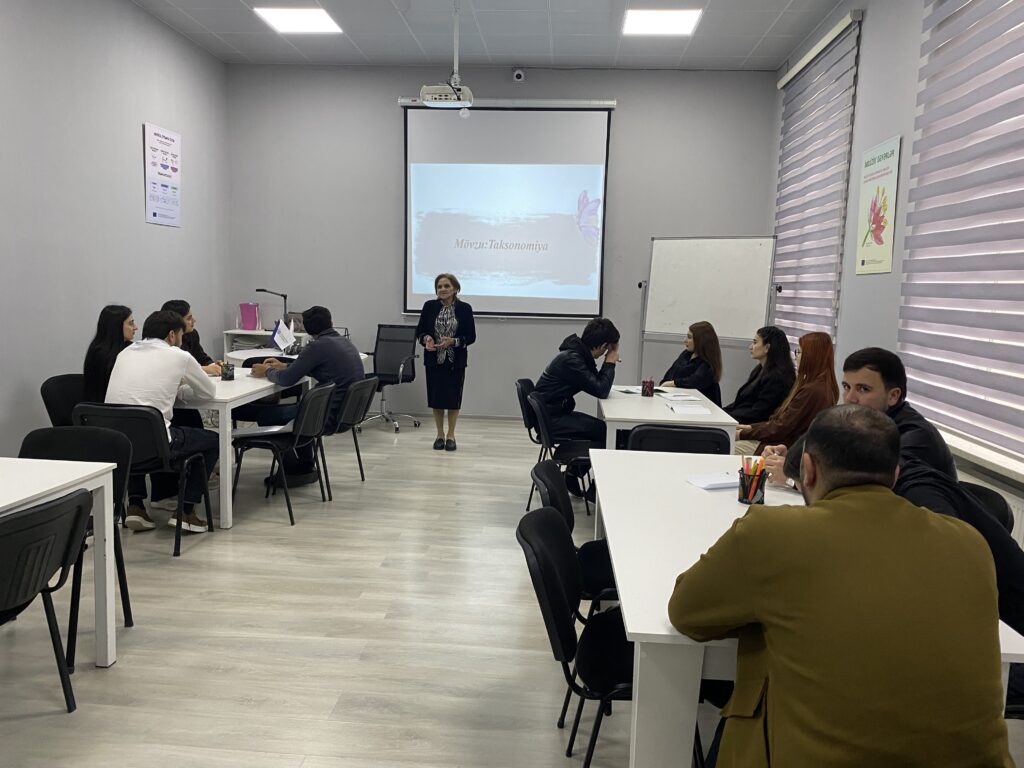 Pedaqogika və Psixologiya kafedrasının dəyərli müəllimi Abdullayeva Səməngül  tərəfindən MİQ təlimi keçirildi.