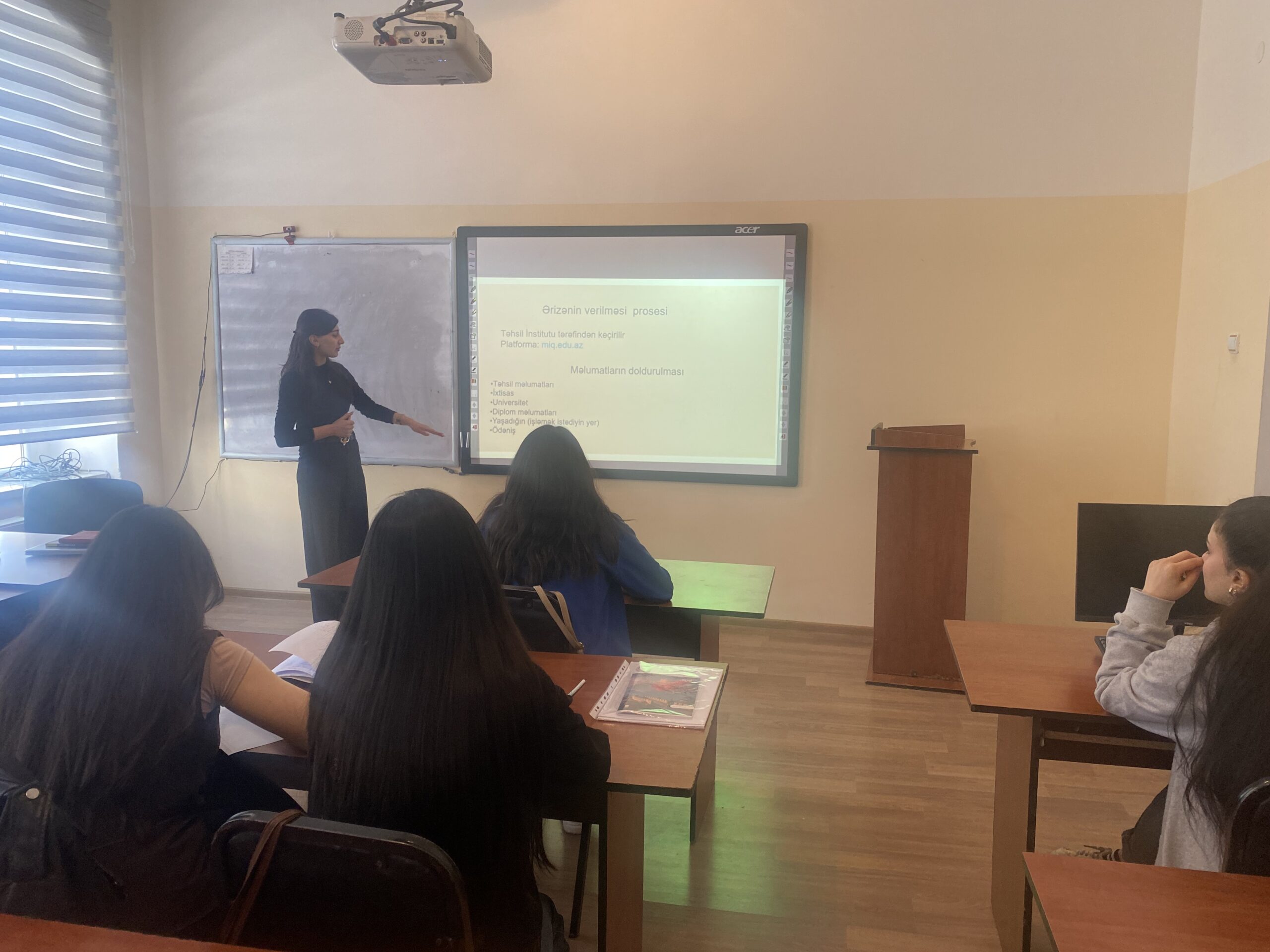Riyaziyyat və kompüter elmləri kafedrasının müəllimi Yarıyeva Ramilə  tərəfindən MİQ təlimi keçirilib.