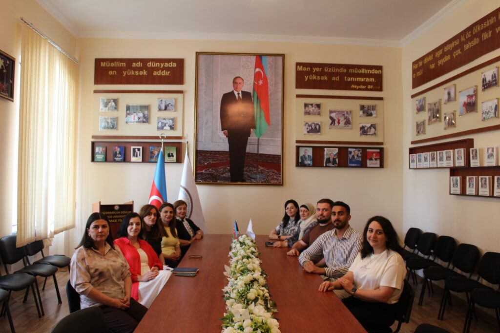      ADPU-nun Şamaxı filialında mentor hazırlığı  təlimi  keçirilib.