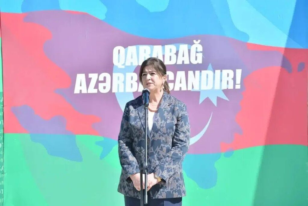 Şamaxıda 27 sentyabr – Anım Günününə həsr olunmuş tədbirdə şəhidlərin əziz xatirəsi yad edilib.