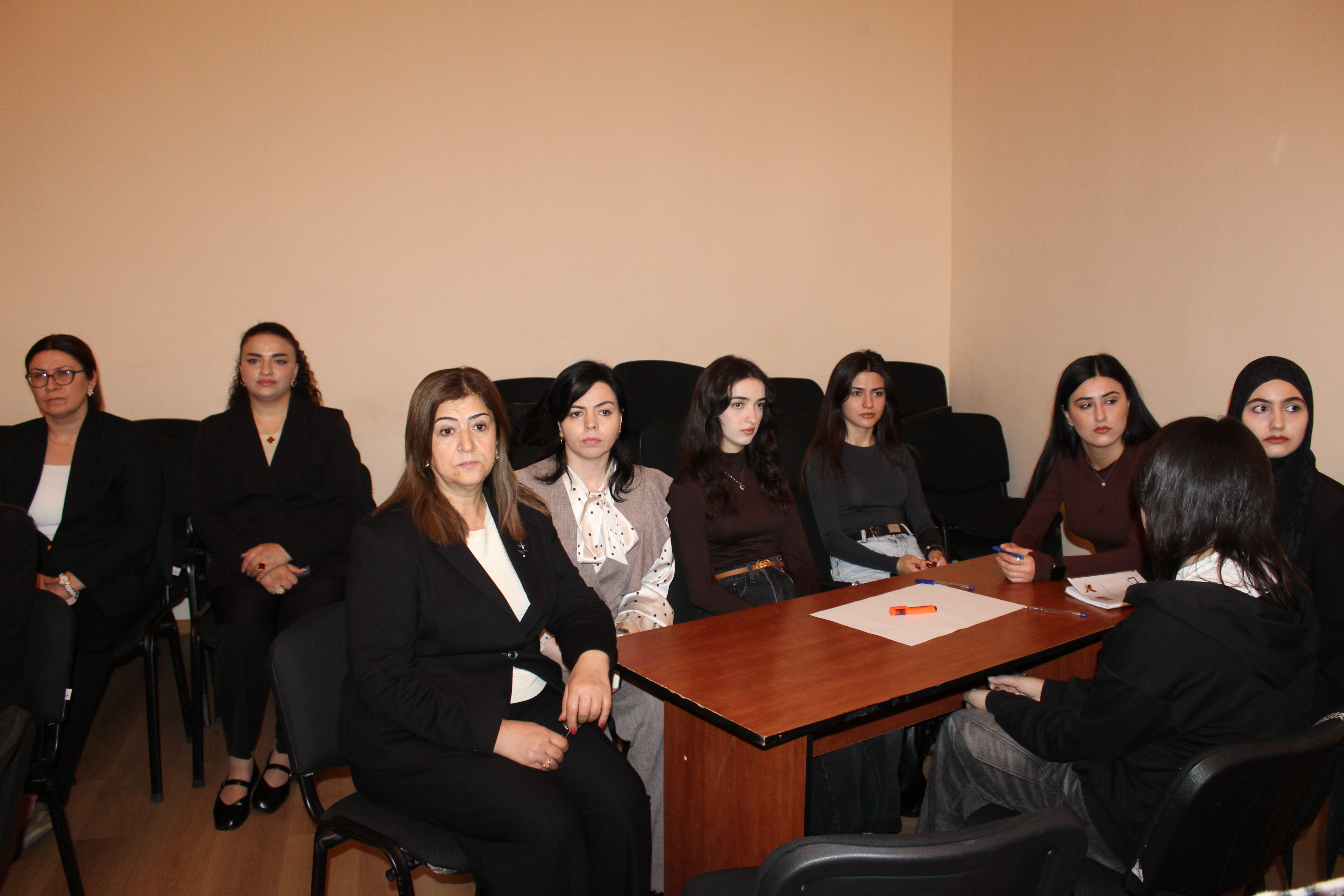 ADPU Şamaxı filialında “CV hazırlanması və iş müsahibəsinə hazırlıq” mövzusunda təlim keçirilib.